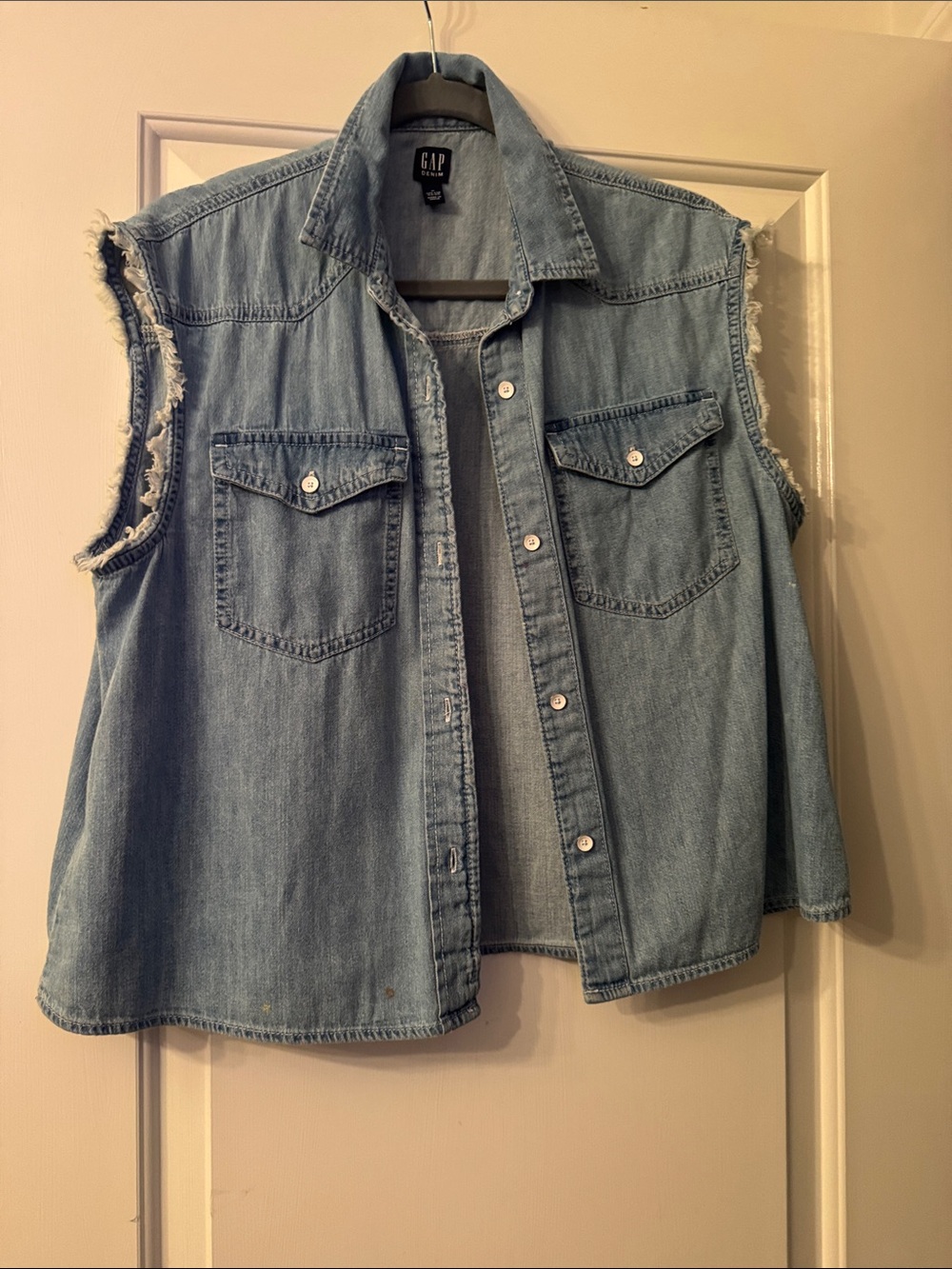 GAP Light Blue Sleeveless Denim Button-Down Shirt